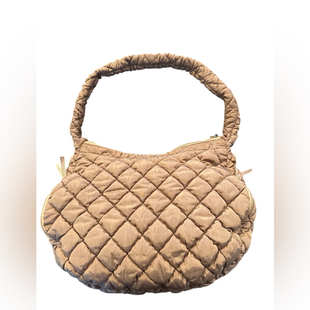 Like New! Elegant Quilted Tan Shoulder Bag